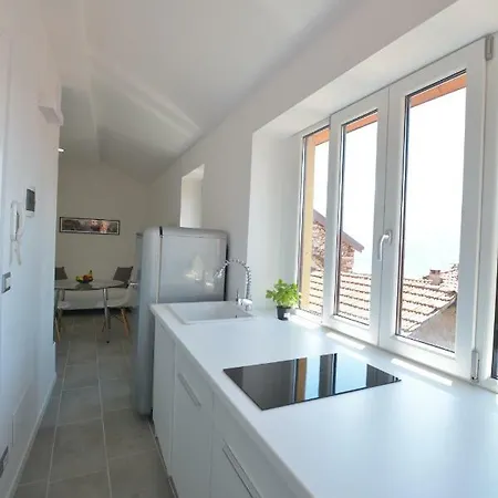 Courtyard House